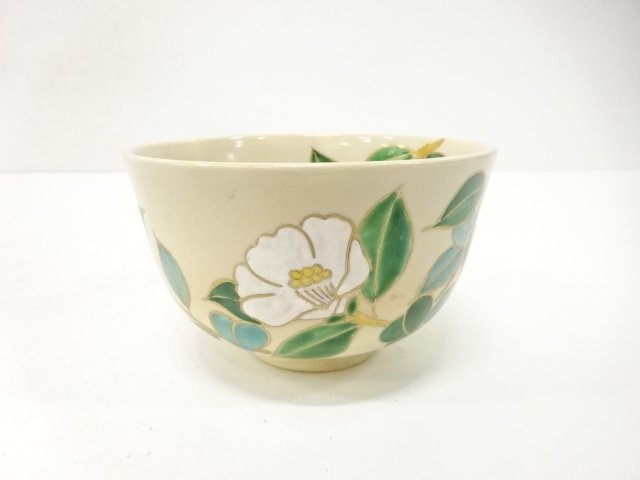 JAPANESE COLLECTIBLE / TEA BOWL / CAMELLIA / GOLD OVERGLAZE ENAMELS / 
